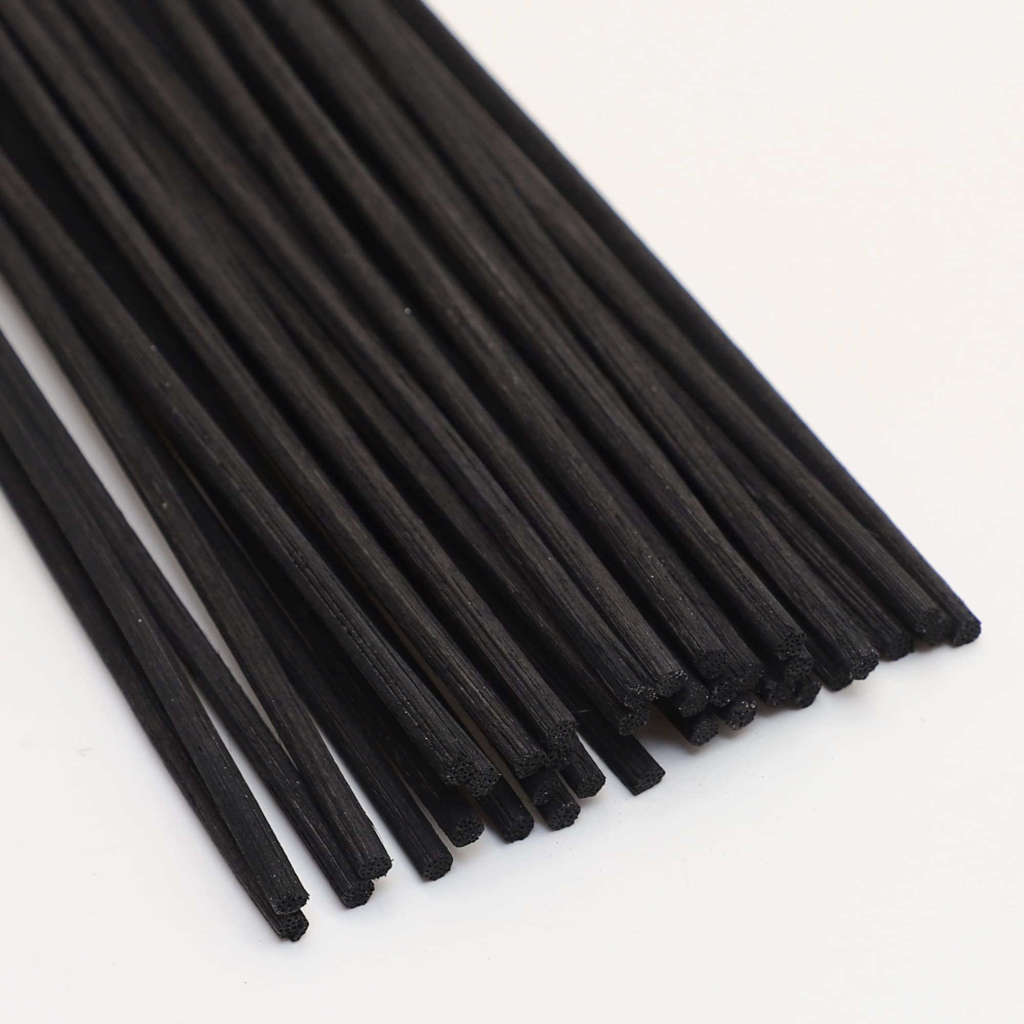 3 mm in Diameter Indonesia Imported Rattan Natural And Black Color Wooden Aroma Oil Evaporative Diffuser Rattan Reed Sticks for Home Aroma Scents 
